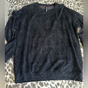 Athleta crew neck sweatshirt, ladies Sz MD